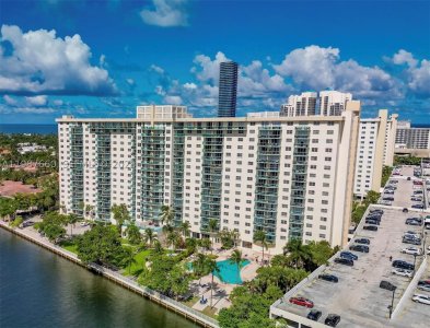 Ocean View Apt #1623