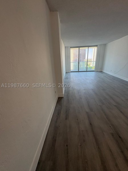 Apartment for rent at Ocean View 1623