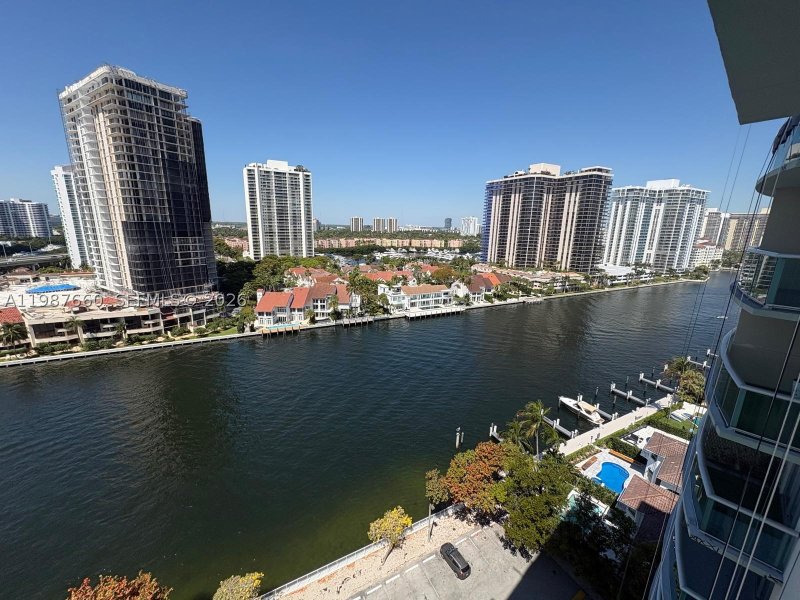 Apartment for rent at Ocean View 1623