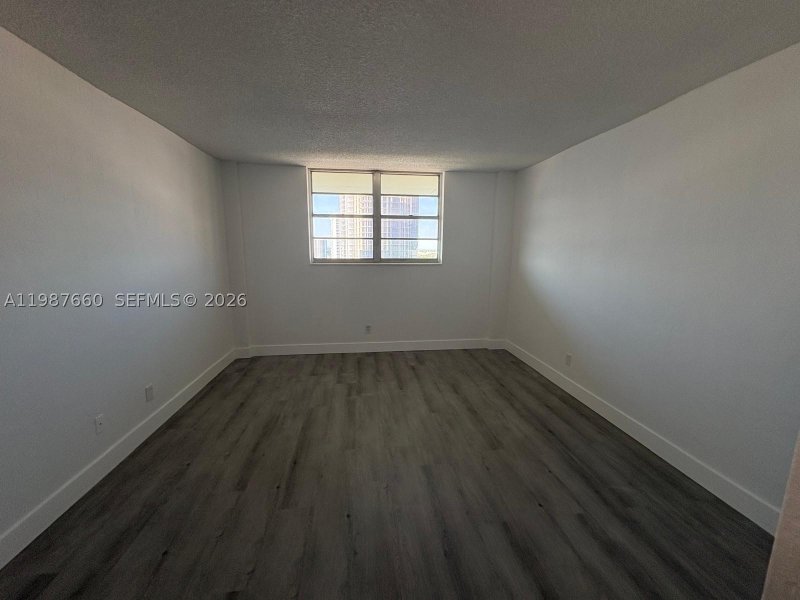 Apartment for rent at Ocean View 1623