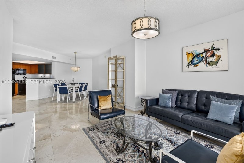 Alquiler de apartamento en La Perla 2404