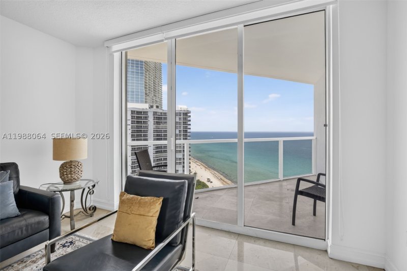 Alquiler de apartamento en La Perla 2404