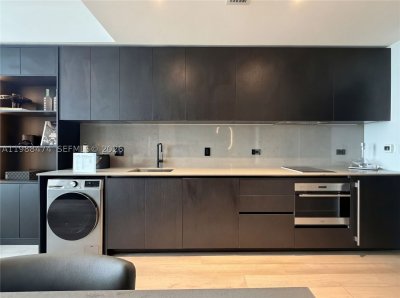 Comprar apartamento no E11EVEN Hotel & Residences 4111