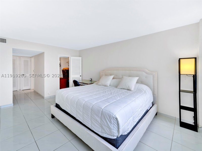 Apartment for rent at Parker Tower 612