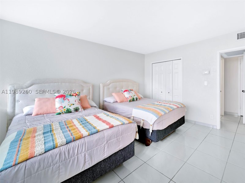 Apartment for rent at Parker Tower 612