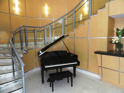 Comprar apartamento no Aquasol 5T