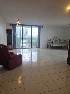 Biscaya Apt #601