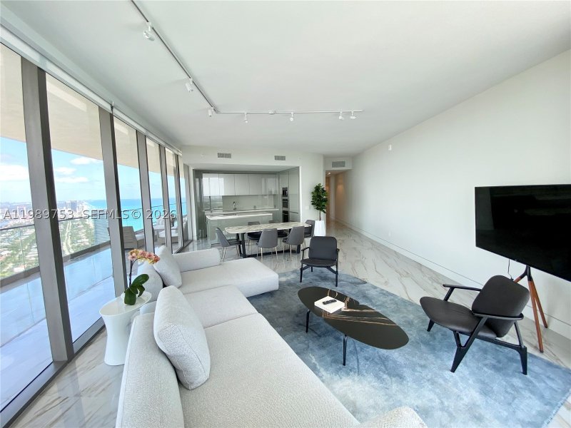Condo for sale at Residences by Armani / Casa 5105