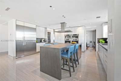 Comprar apartamento en Residences at Vizcaya 502