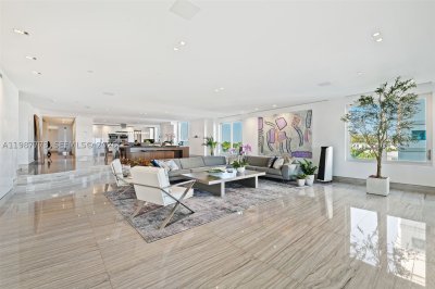 Comprar apartamento en Residences at Vizcaya 502