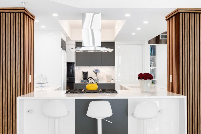 Condo for sale at Diplomat Residences 402