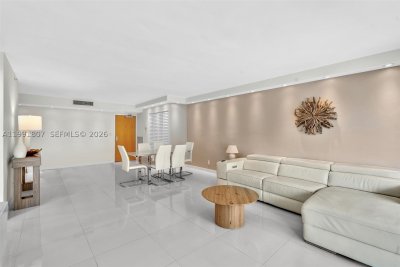 Aluguel de apartamento no Carlisle On The Ocean 303