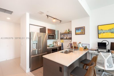 Comprar apartamento no 500 Brickell West Tower 4308