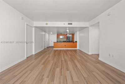 Comprar apartamento no 50 Biscayne 4111