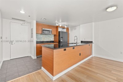 Comprar apartamento no 50 Biscayne 4111