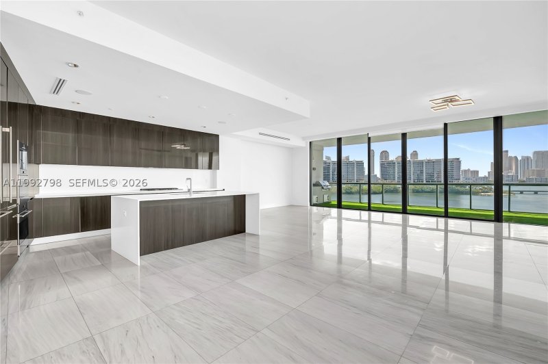 Comprar apartamento en Echo Aventura 615