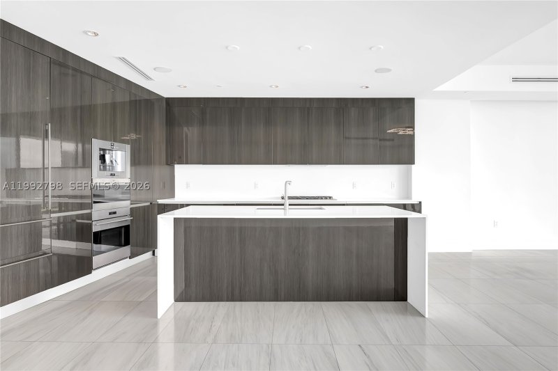 Comprar apartamento en Echo Aventura 615