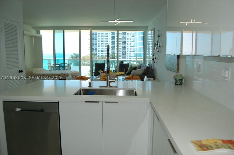 Apartment for rent at The Wave Condo 712