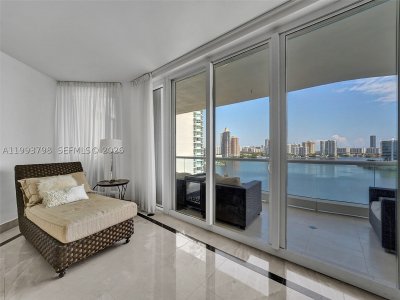 Comprar apartamento no 7000 Williams Island 1207