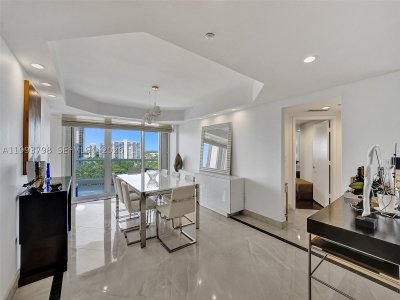 Comprar apartamento no 7000 Williams Island 1207