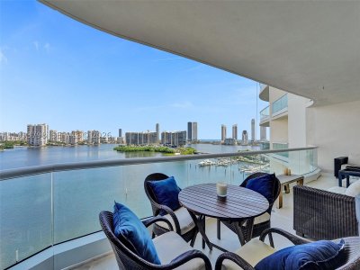 Comprar apartamento no 7000 Williams Island 1207