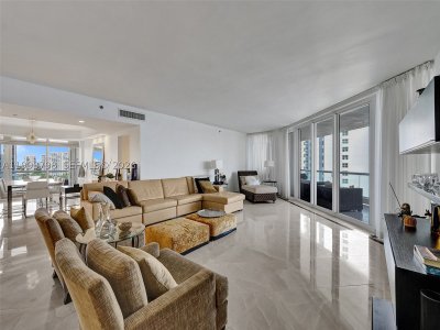 Comprar apartamento no 7000 Williams Island 1207