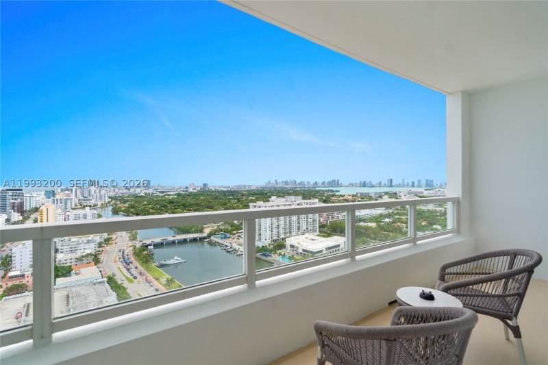 Comprar apartamento en Fontainebleau II 2612