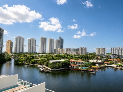 Comprar apartamento no 400 Sunny Isles 819