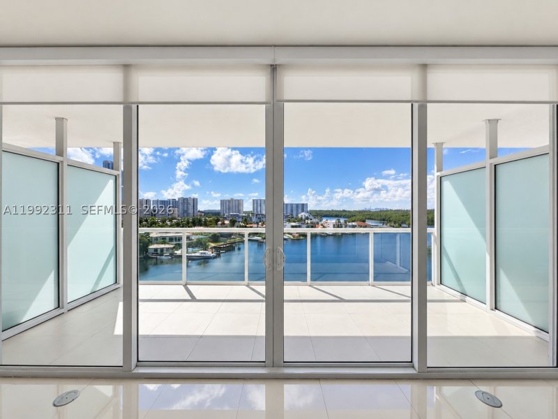 Apartment for rent at 400 Sunny Isles 819
