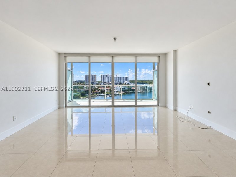 Apartment for rent at 400 Sunny Isles 819