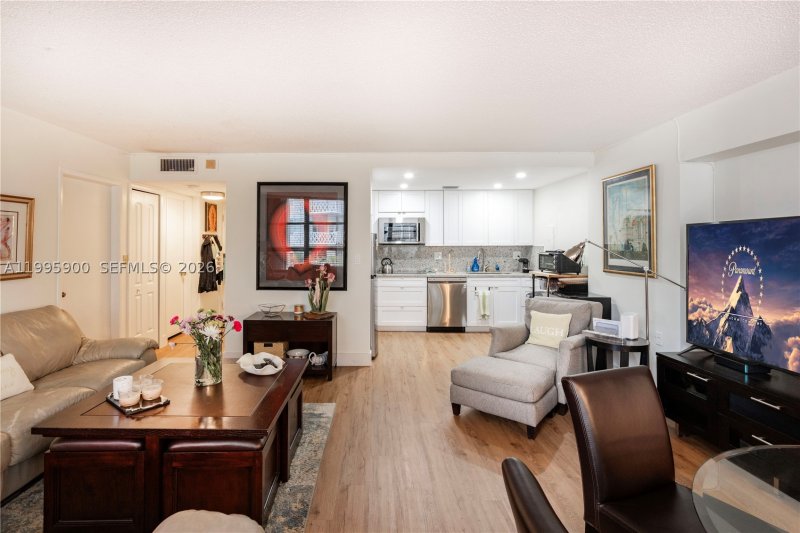 Comprar apartamento en Brickell Shores 201