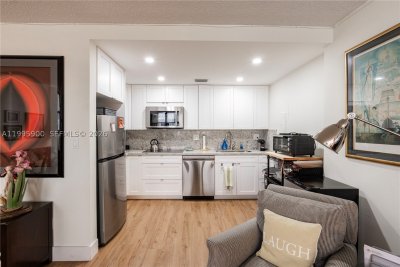Comprar apartamento en Brickell Shores 201