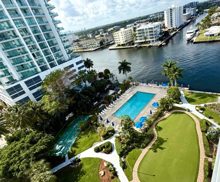 Condo for sale at Coral Ridge Towers 1112
