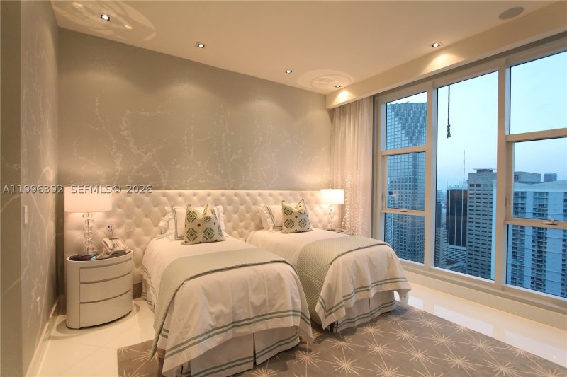 Condo for sale at Asia on Brickell PH3403
