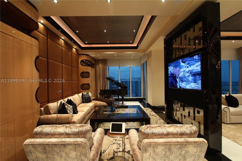 Condo for sale at Asia on Brickell PH3403