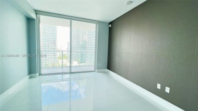 Comprar apartamento en The Bond 1801