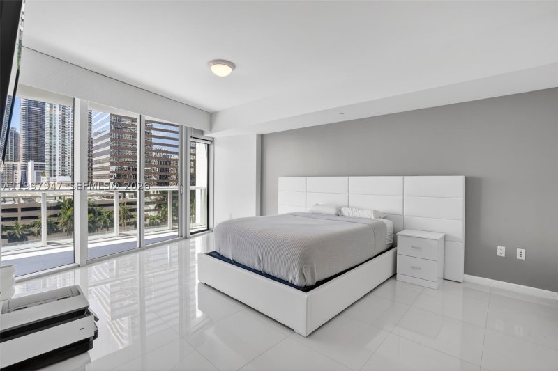 Comprar apartamento no Icon Brickell Tower II 1007