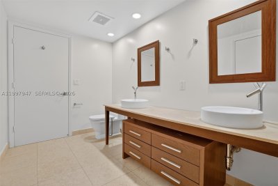 Comprar apartamento no Icon Brickell Tower II 1007