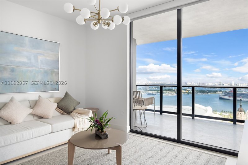 Condo for sale at Natiivo Gale Miami Hotel & Residences 2716