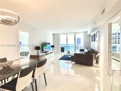 Aluguel de apartamento no Beach Club Two 3203