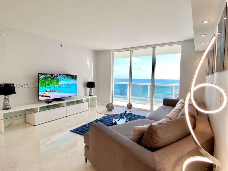 Alquiler de apartamento en Beach Club Two 3203