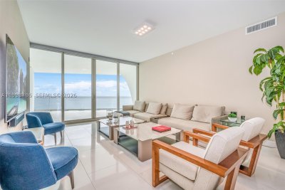Alquiler de apartamento en Jade Signature 903