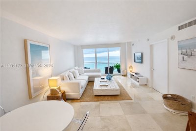 Aluguel de apartamento no The Collins Condo 1611