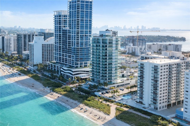 Alquiler de apartamento en The Collins Condo 1611