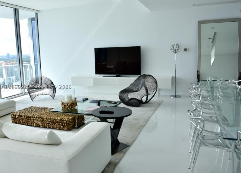 Apartment for rent at Chateau Beach Residences 2802