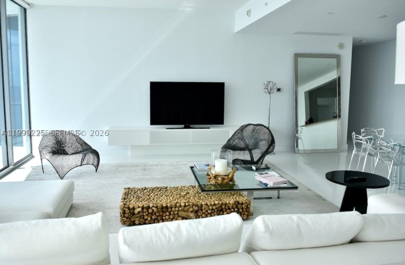 Apartment for rent at Chateau Beach Residences 2802