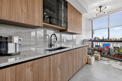 Comprar apartamento en 1000 Williams Island 3107