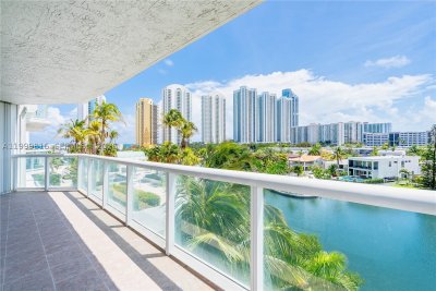 Oceania 5 Apt #554