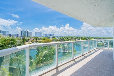 Comprar apartamento no Oceania 5 554