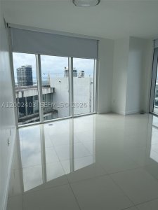 Comprar apartamento no Icon Brickell Tower I 5508